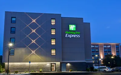 Holiday Inn Express Boston by IHG