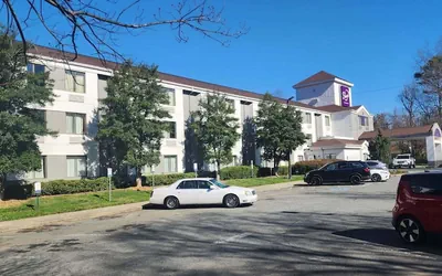 Sleep Inn Airport - Billy Graham Parkway