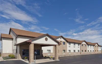 Super 8 by Wyndham Rochelle