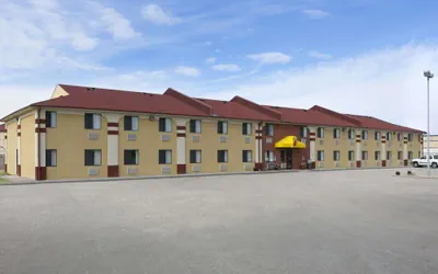 Super 8 by Wyndham Park City/North Wichita Area