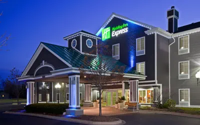 Holiday Inn Express Grand Rapids SW by IHG