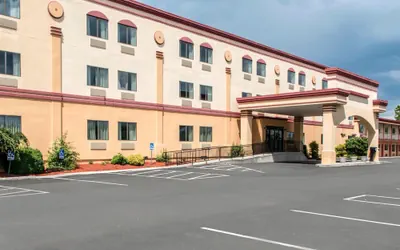 Econo Lodge Carlisle Central