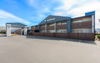 Best Western Chieftain Inn