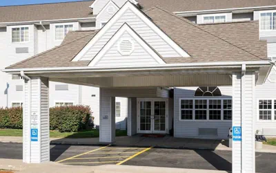 Microtel Inn & Suites by Wyndham Pittsburgh Airport