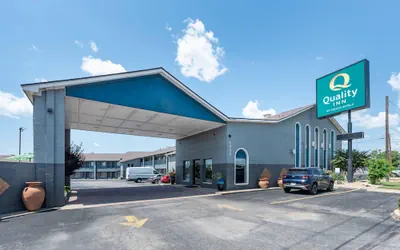 Quality Inn Near Lake Marble Falls