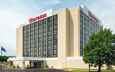 Sheraton West Des Moines Hotel