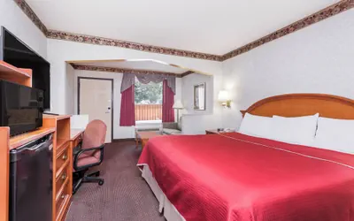 Regency Inn & Suites-Hamilton Place