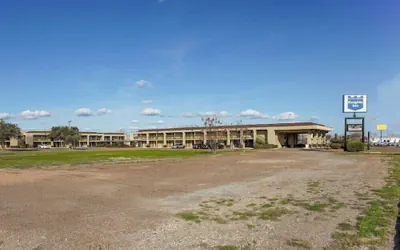 Days Inn by Wyndham Victoria TX East