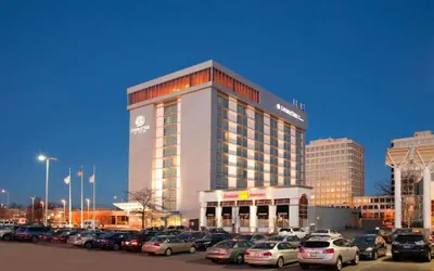 DoubleTree by Hilton Chicago - North Shore Conference Center