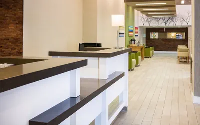 Holiday Inn Salem - I-93 at Exit 2 by IHG