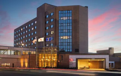 Oshkosh Marriott Waterfront Hotel & Convention Center