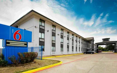 Motel 6 Dallas, TX - Fair Park