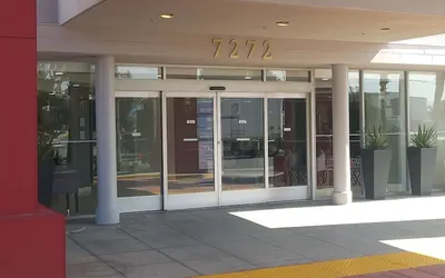 Best Western Plus Commerce Hotel