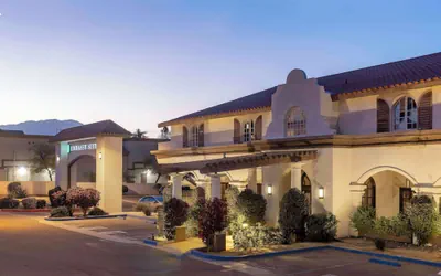Embassy Suites by Hilton Palm Desert
