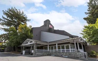 Best Western Plus Inn At The Vines