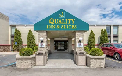 Quality Inn & Suites Mansfield