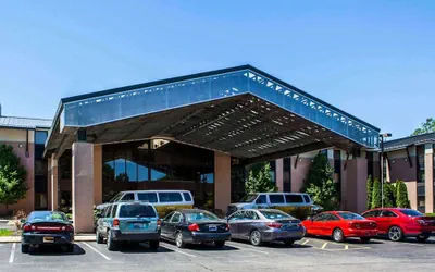 Quality Inn & Suites Peoria North