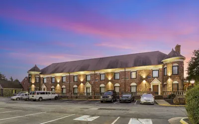 Best Western Plus Governor's Inn