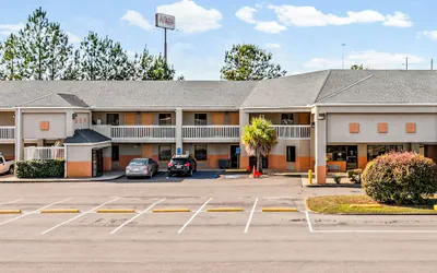 Magnolia Inn Townhouse Hattiesburg MS I-59