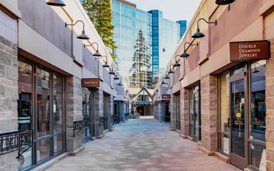 Everline Resort and Spa, Lake Tahoe