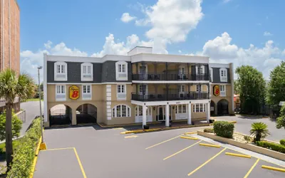 Super 8 by Wyndham New Orleans