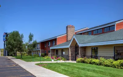 AmericInn by Wyndham Worthington