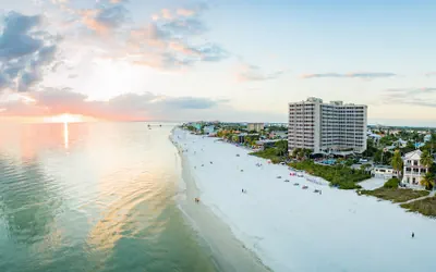 DiamondHead Beach Resort