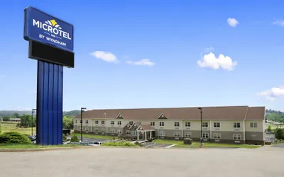 Microtel Inn By Wyndham Mineral Wells/Parkersburg