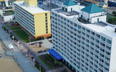 Courtyard Virginia Beach Oceanfront/South