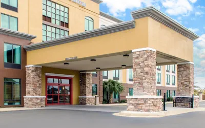 Comfort Inn & Suites Biloxi - D'Iberville