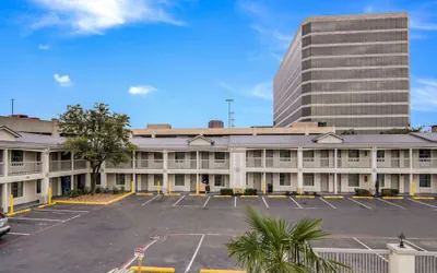 Quality Inn & Suites Dallas - Cityplace