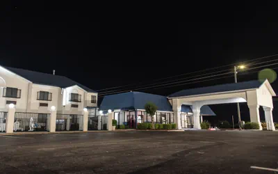 Days Inn by Wyndham Troy