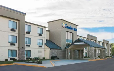 Comfort Inn Metro Airport