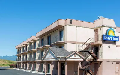 Days Inn by Wyndham Medford