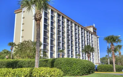 Rosen Inn, closest to Universal