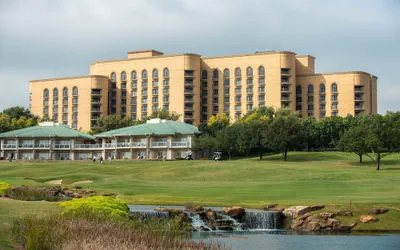 The Ritz-Carlton Dallas, Las Colinas