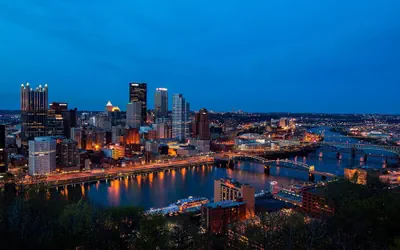Sheraton Pittsburgh Hotel at Station Square
