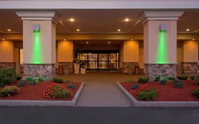 Holiday Inn Hotel & Suites Boston - Peabody by IHG