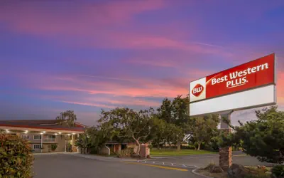 Best Western Plus Garden Court Inn