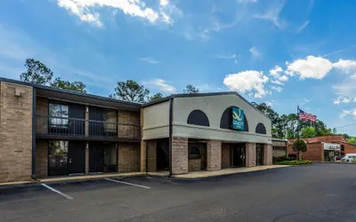 Quality Inn Tupelo Central