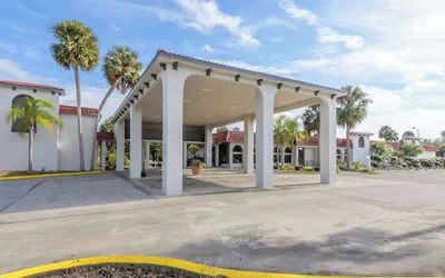 Motel 6 Spring Hill, FL - Weeki Wachee