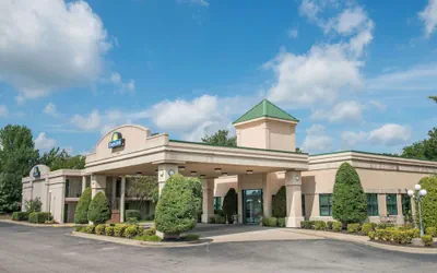 Days Inn by Wyndham Paducah I-24 Exit 4