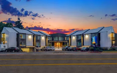 Studio 6 Portland, OR