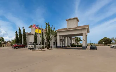 Quality Inn & Suites Artesia