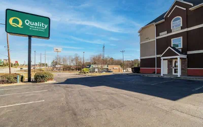 Quality Inn & Suites Augusta Fort Gordon Area