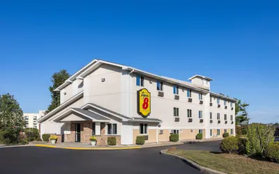 Super 8 by Wyndham Latham/Albany Airport