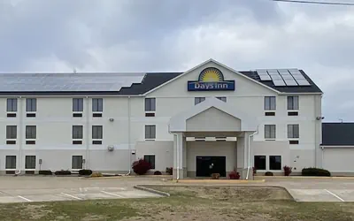 Days Inn by Wyndham Jefferson City