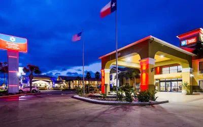 SureStay Plus Hotel by Best Western Alvin