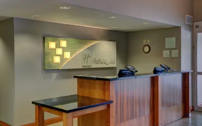 Holiday Inn Hotel & Suites-Milwaukee Airport by IHG