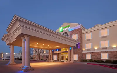 Holiday Inn Express & Suites Eagle Pass by IHG